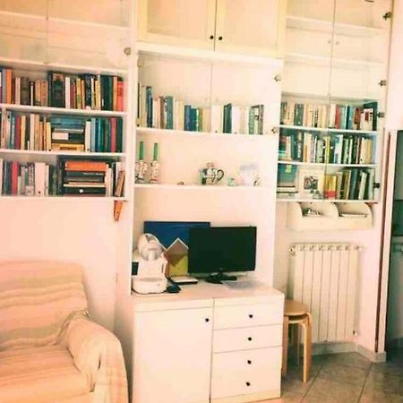 Appartement Cosy Studio Flat On The Seaside à Ostie Extérieur photo
